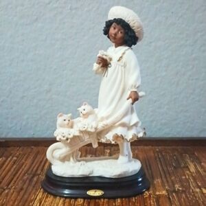 Giuseppe Armani Ceramic Art Piece EUC